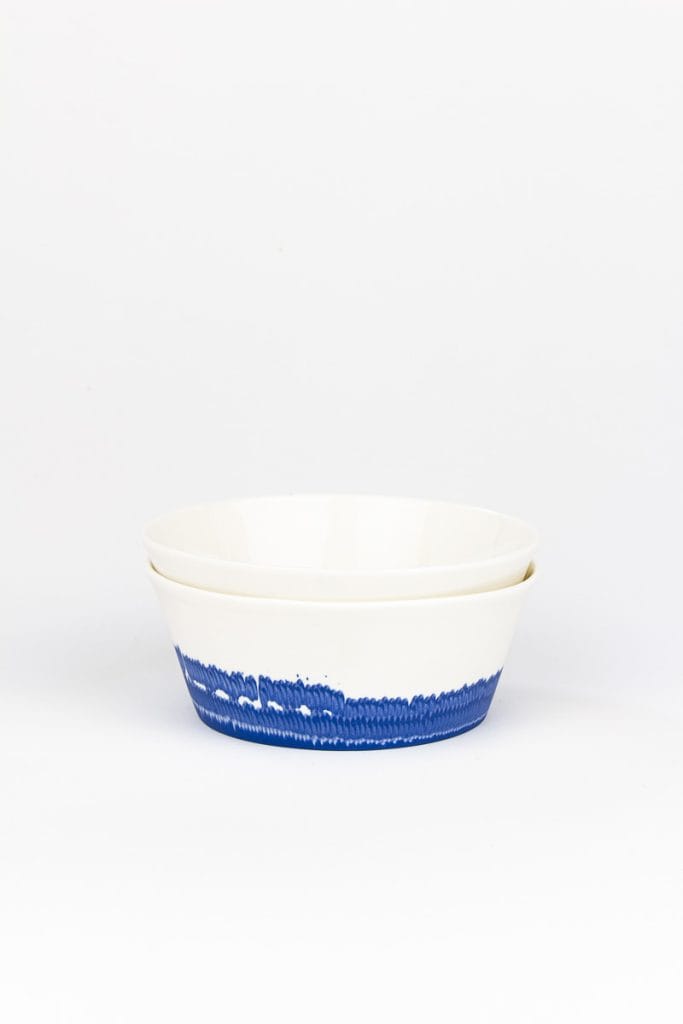 Set of 2 MOCA large ceramic bowls side view – artisan porcelain, Eindhoven & Nantes