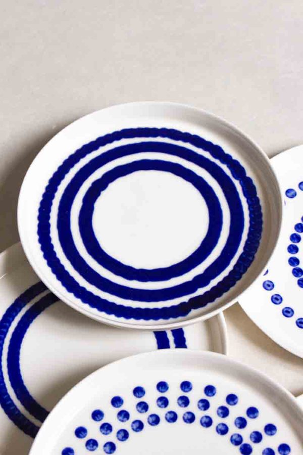 MOCA handmade ceramic dessert plates 16cm – different circular blue glaze patterns, connected drops and lines