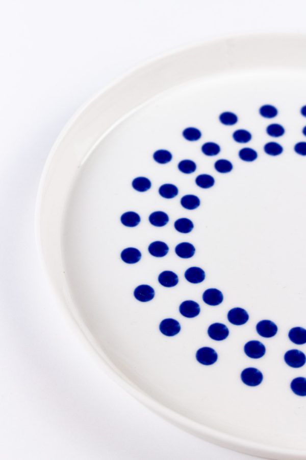 Side of a MOCA handmade ceramic dinner plate 24cm – food-safe blue glaze, artisan porcelain
