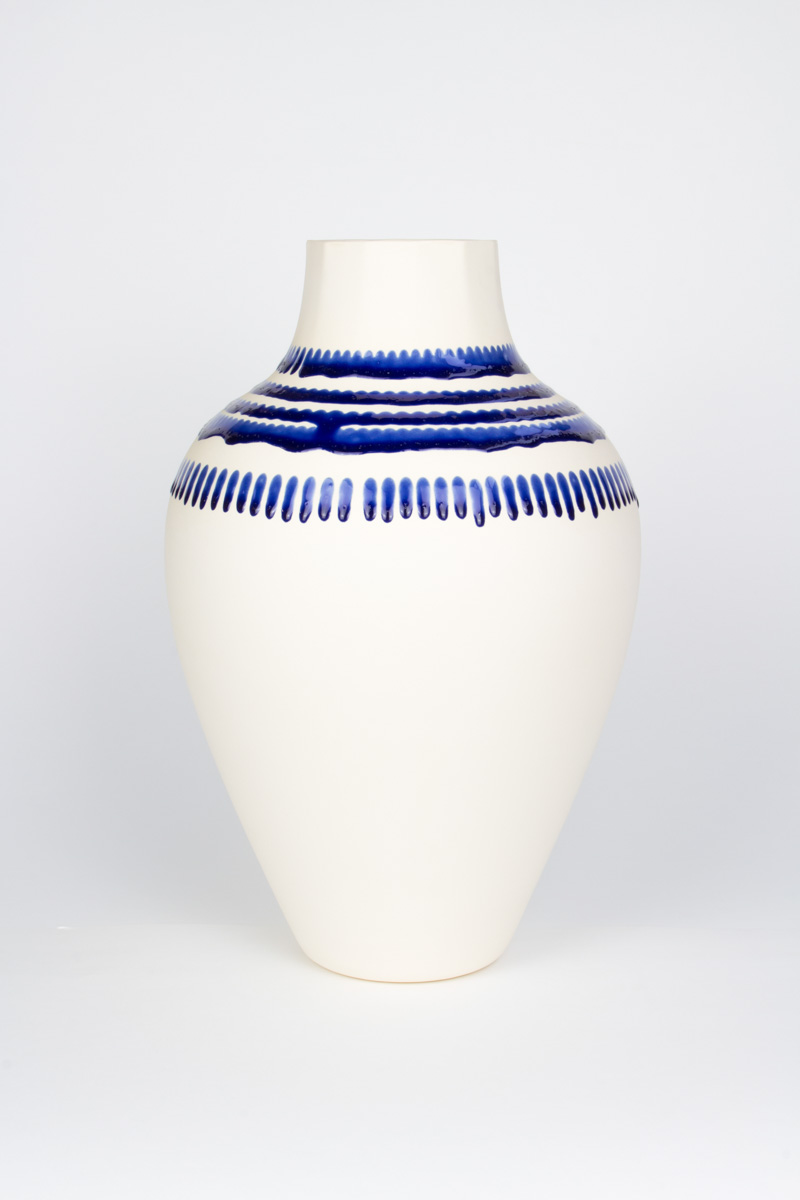 Blue glaze art detail on MOCA unique porcelain vase – dripping machine, Netherlands & France