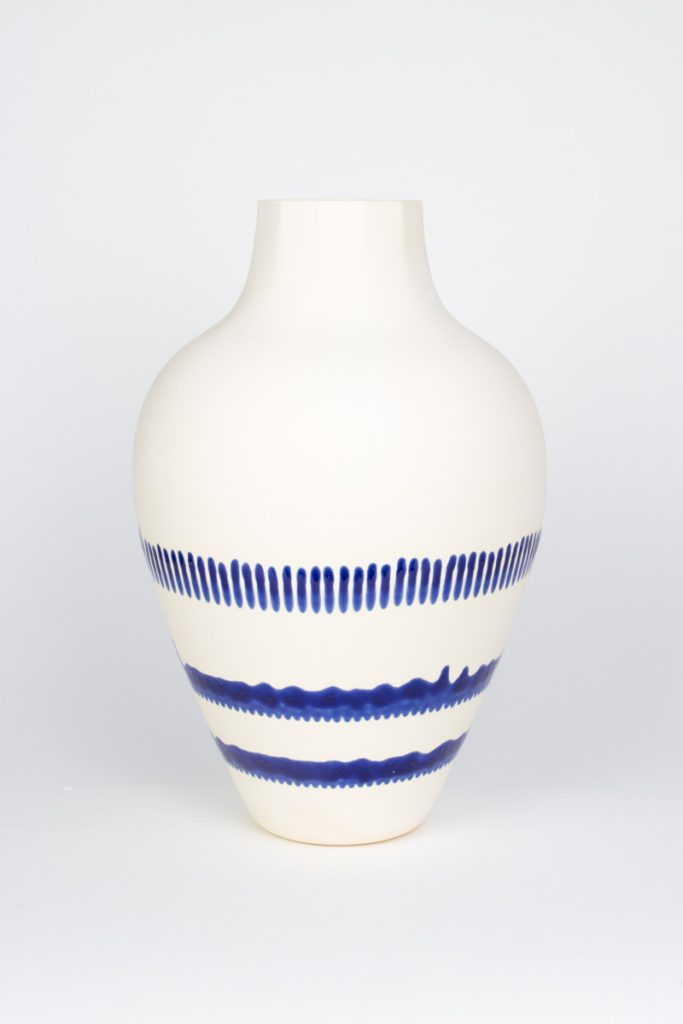 Design front view of MOCA unique white porcelain vase – 10000 Drops, Eindhoven & Nantes